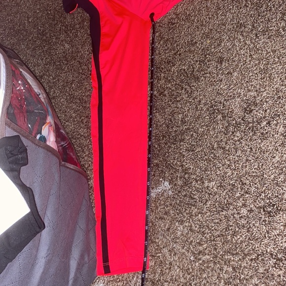 XS Tail pull over - Picture 5 of 5